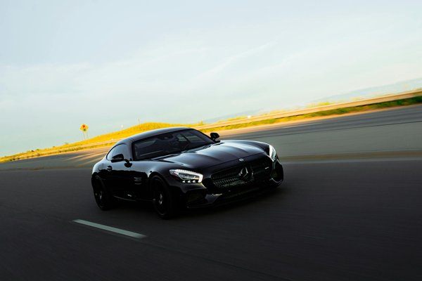 Köstlicher und gesunder Quinoa-Salat mit Granatapfel und erfrischender Minze: Ein einfaches Rezept"