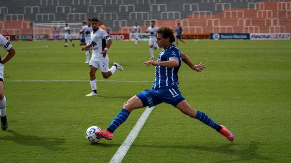 Zubereitung einer köstlichen deutschen Brezelsuppe: So gelingt das Rezept mit Laugenbrezeln und Brühe!