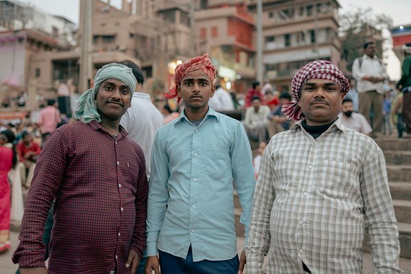Innovative Verkehrssicherheitsstrategien für ältere Fußgänger in urbanen Räumen: Wesentliche Maßnahmen im Fokus!